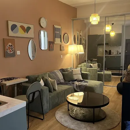 Cosy Air-conditioned In The Heart Of *